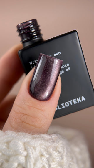 BIBLIOTEKA CAT EYE GEL POLISH № 08 PLUM GLOW, 10 ML