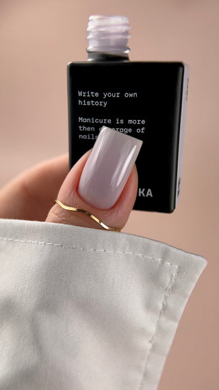 BIBLIOTEKA COVER BASE № 09 AIRY – AIRY, 10 ML