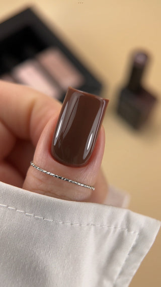 BIBLIOTEKA GEL POLISH № 37 WOOD – NEUTRAL BROWN, 10 ML