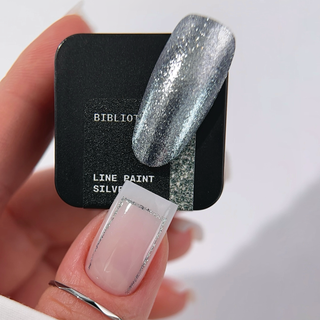 BIBLIOTEKA, LINE PAINT SILVER NO WIPE – SILVER GEL LINE PAINT WITH NO STICKY LAYER, 5 ML